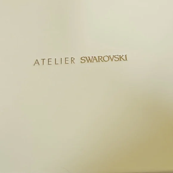 Atelier Swarovski  Victor &Rolf Earrings New - Picture 3 of 3